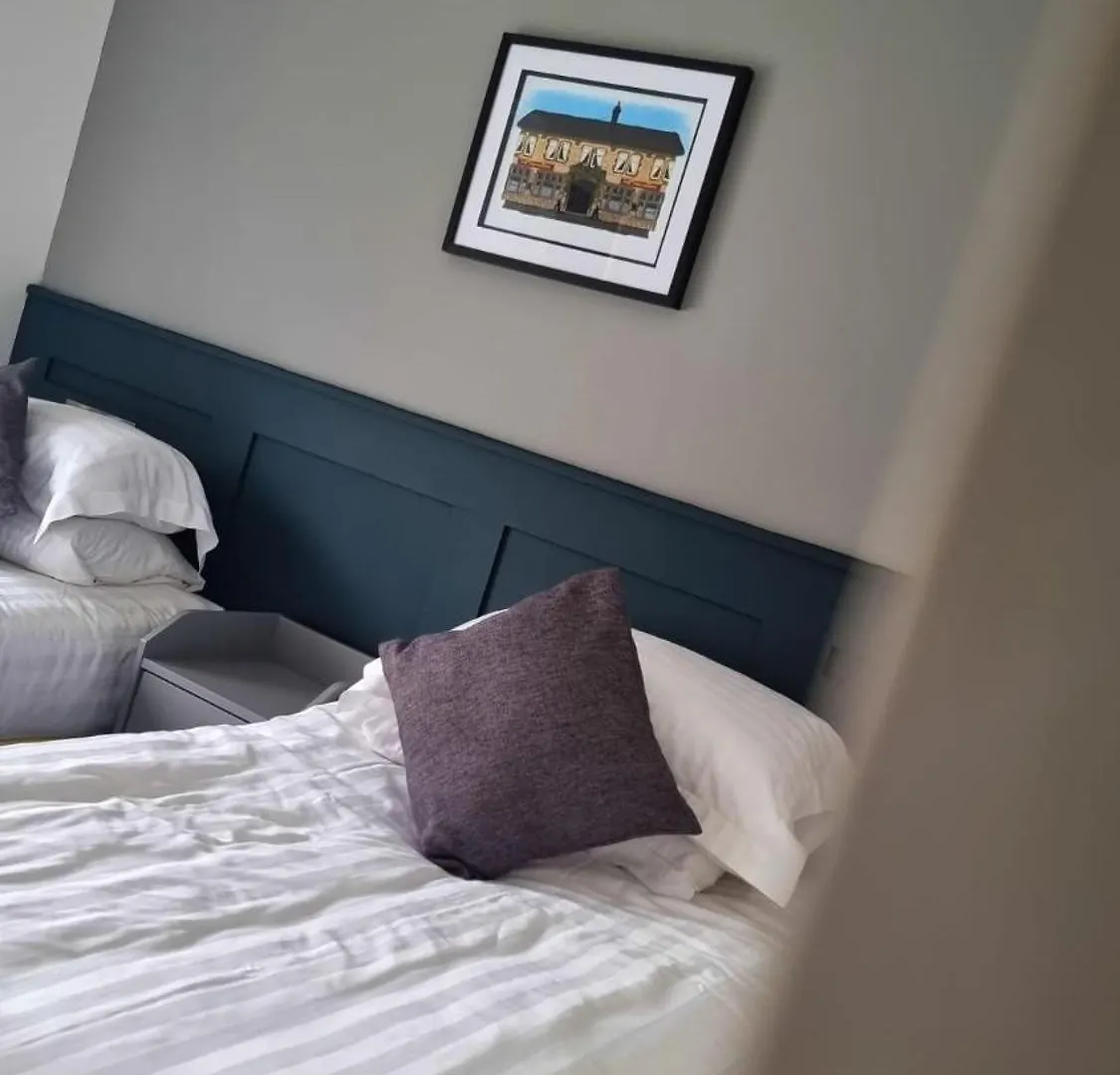 The Friendship Hotel Stocksbridge